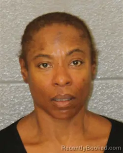 Mugshot of Rekiyta Quanshea Sifford booked in Mecklenburg County, North Carolina on October 25, 2026