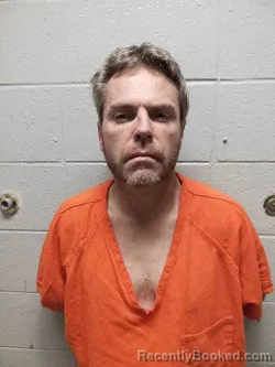 Mugshot of DUSTIN ALLEN