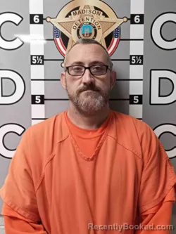 Mugshot of RAYMOND KIDD