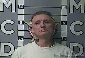 Mugshot of CHRISTOPHER THOMAS
