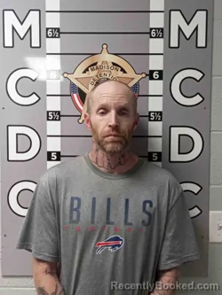 Mugshot of JOHNATHAN OSBORNE