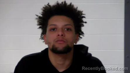Mugshot of MALIK REASHAWN LOCKE