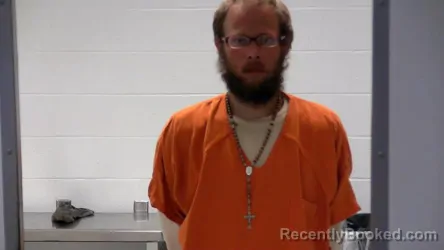 Mugshot of RICHARD LEE HALL