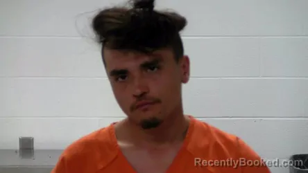 Mugshot of DILLIN THOMAS HERNANDEZ booked in Marion County, Kentucky on April 4, 2026