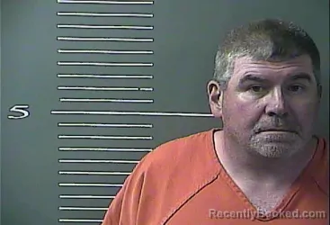 Mugshot of ROBERT JR. MOORE booked in Martin County, Kentucky on May 31, 2026