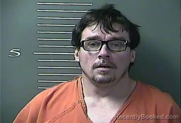 Mugshot of Donald Ray Delong booked in Martin County, Kentucky on October 19, 2026