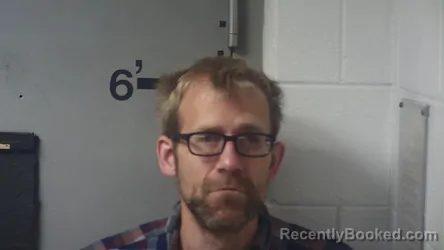 Mugshot of RYAN E LEWIS