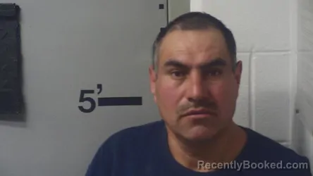 Mugshot of RIGOBERTO V VILCHIS-SUAREZ