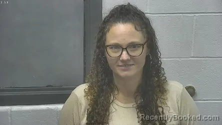 Mugshot of AUTUMN LEE SCHMITTLER
