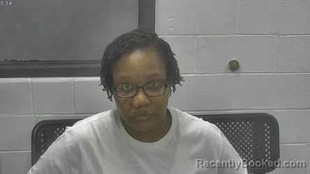 Mugshot of ALEXIS N TRIMBLE