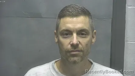 Mugshot of DERIK L COLE