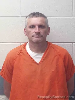 Mugshot of JERALD VANCE booked in Montgomery County, Kentucky on April 8, 2026