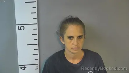 Mugshot of AMBER JO NEWTON booked in Nelson County, Kentucky on April 22, 2026