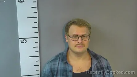 Mugshot of TRACE HUNTER QUEEN booked in Nelson County, Kentucky on May 5, 2026