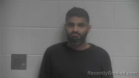 Mugshot of DAVINDER SINGH