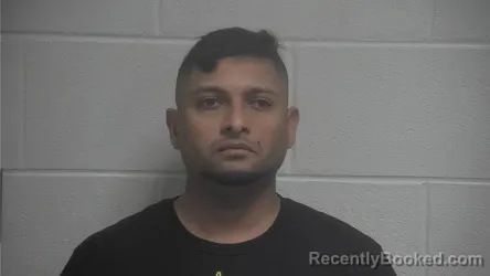 Mugshot of YONATHAN WILL LOPEZ VILLAREAL