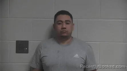 Mugshot of Heysler Alejandro Olanos-Fuentes