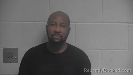 Mugshot of ARNOT DAUT