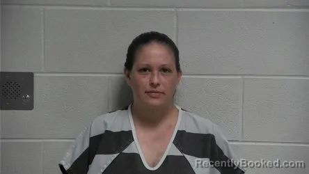 Mugshot of BETHANY CHE MOORE booked in Oldham County, Kentucky on April 25, 2026