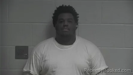 Mugshot of DEONTAY ELLIOT booked in Oldham County, Kentucky on May 6, 2026