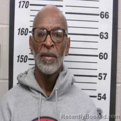 Mugshot of HARVEY LEE THOMAS