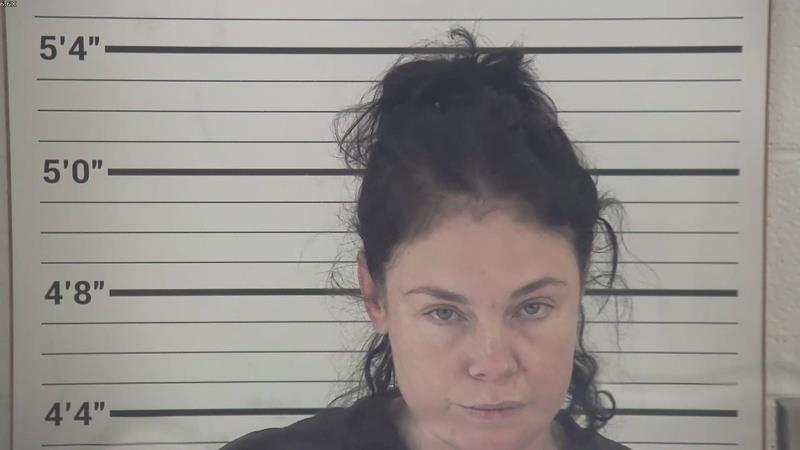 Mugshot of ALYSSA TAYLOR SINGLETON booked in Pendleton County, Kentucky on April 1, 2026