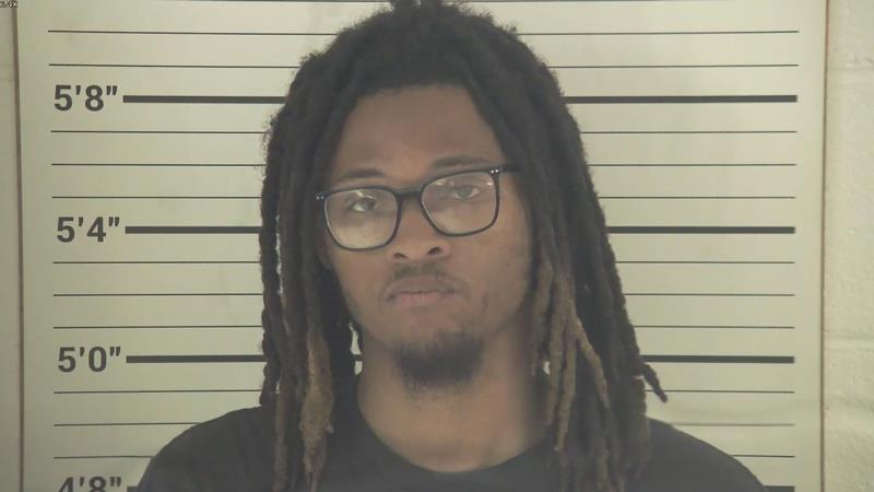 Mugshot of CAM'RON ANTWUN MOFFETT booked in Pendleton County, Kentucky on May 9, 2026