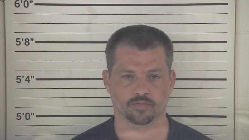 Mugshot of DEREK LUCAS VALLANDINGHAM booked in Pendleton County, Kentucky on May 22, 2026