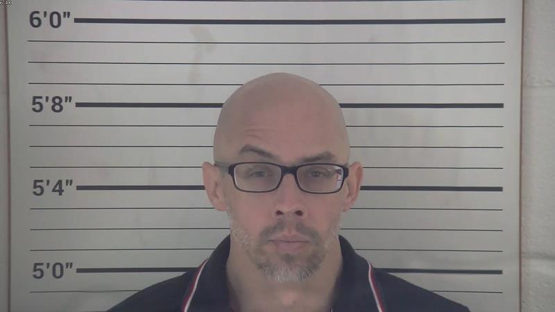 Mugshot of ERNIE JOE SIZEMORE booked in Pendleton County, Kentucky on June 10, 2026