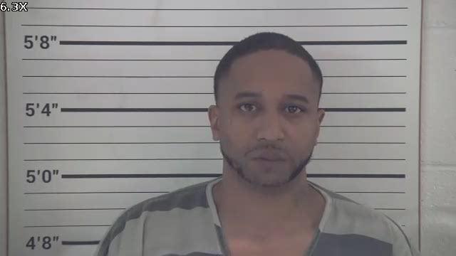 Mugshot of MARQUIS JAMEL SNOW