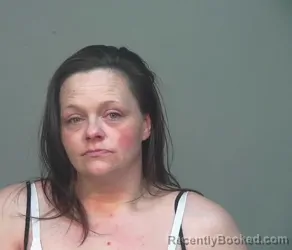 Mugshot of TRACY ANNE WEEKLY-MACY