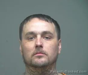 Mugshot of DERRICK EDWARD HOLDEN