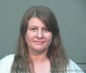Mugshot of COURTNEY MARIE DAVIS booked in Perry County, Kentucky on April 16, 2026