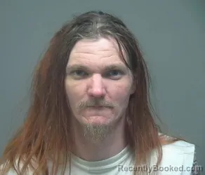 Mugshot of DAVID ANDREW MINNIEAR booked in Perry County, Kentucky on May 18, 2026
