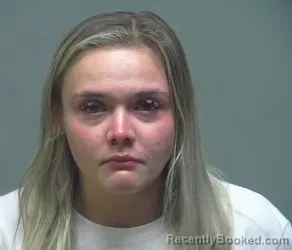 Mugshot of MIRANDA NICOLE FARMER booked in Perry County, Kentucky on July 30, 2026