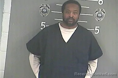 Mugshot of ARTHUR . SANDERS