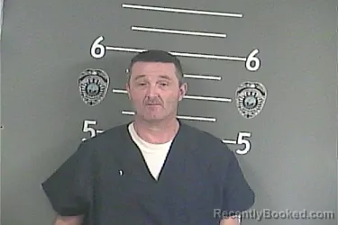 Mugshot of BOBBY . HENSLEY