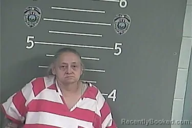 Mugshot of BEVERLY LYNN REED