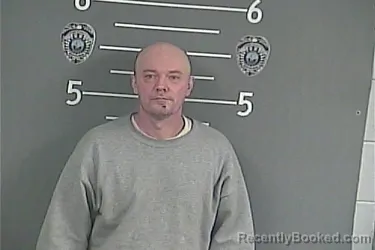 Mugshot of BRANDON . SMITH