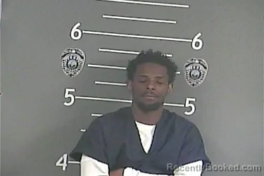 Mugshot of CHRISTOPHER . LOCKE