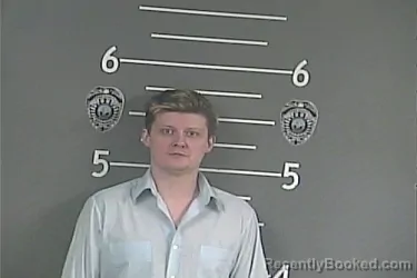 Mugshot of DUSTIN R HUDSON