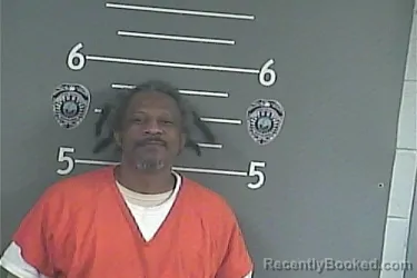 Mugshot of DONTRIEVES HOOKER