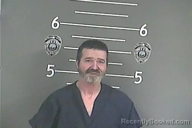 Mugshot of DARIN T SMITH