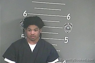Mugshot of ISAIAH D GORDON