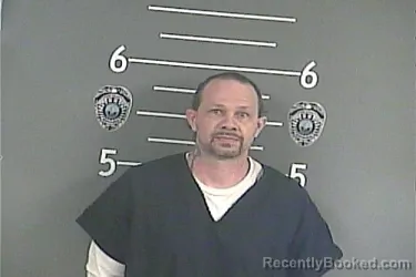 Mugshot of LONNIE . OWENS booked in Pike County, Kentucky on March 30, 2026