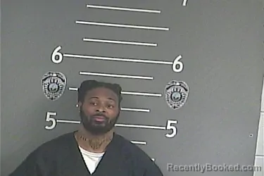 Mugshot of SHAWN . QUINN