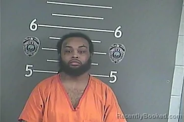 Mugshot of TRAVON K BOND