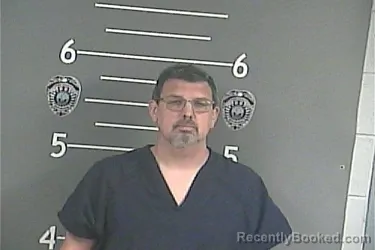 Mugshot of TIMOTHY S HUFFMAN