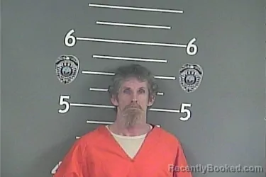Mugshot of TOMMY DARREN PETREY
