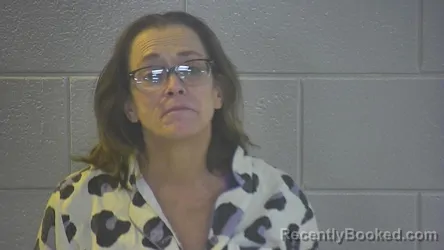 Mugshot of CARRIE JEAN TRABISH